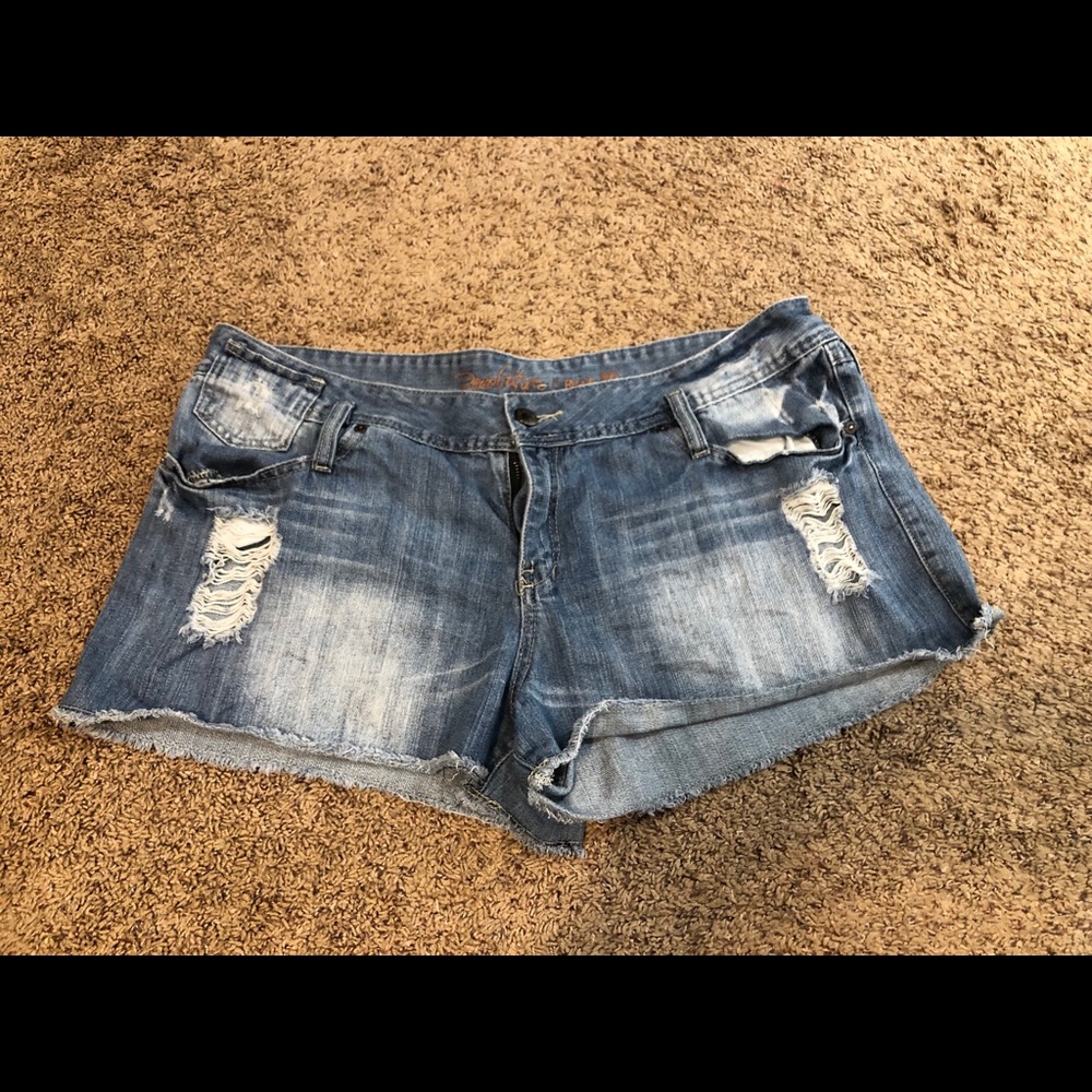 Revolution brand blue jean shorts size 23